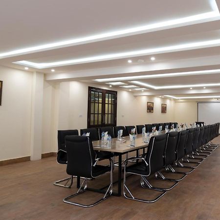 Hotel One Naran Buitenkant foto